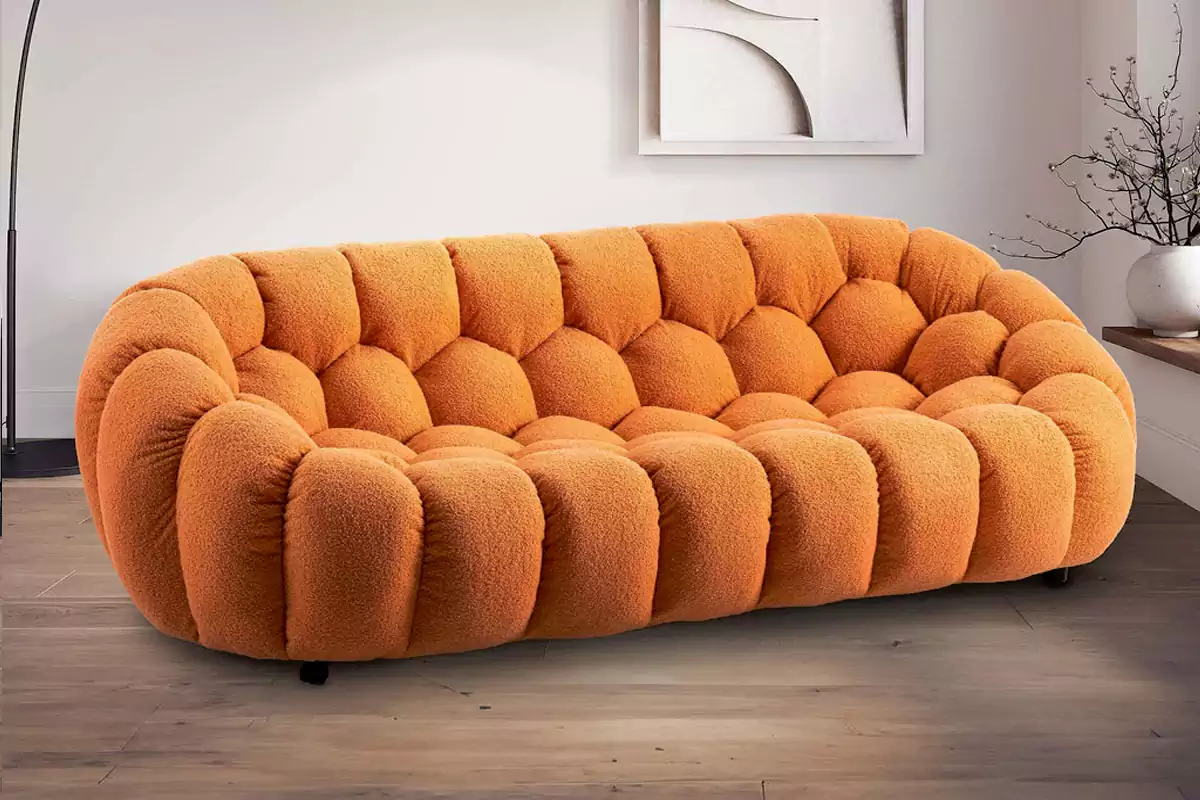 مبل‌های از جنس پارچه تدی را چطور با خانه سِت کنیم؟